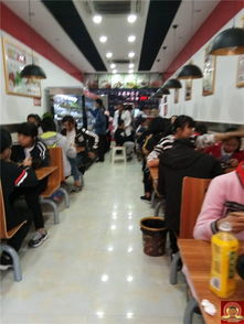 孫新平骨湯麻辣燙加盟指南 條件、流程與預包裝食品批發零售解析